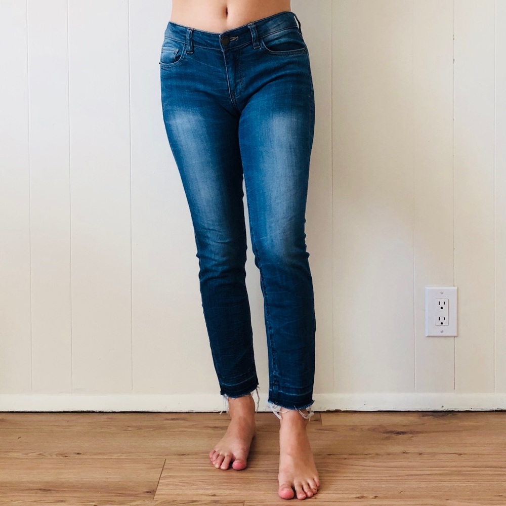 ✅LIFE IN PROGRESS STRAIGHT LEG DENIM JEANS
